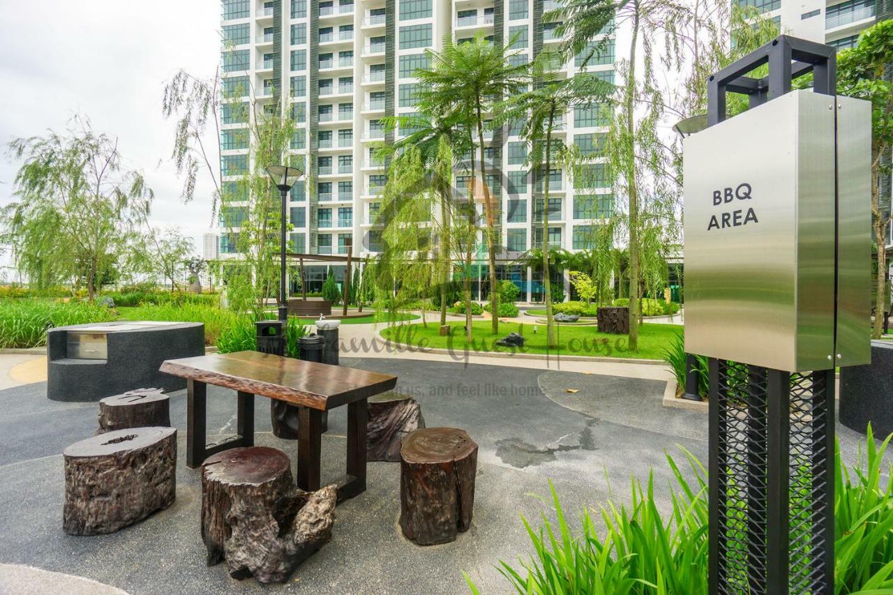 Nn Famille Guest House Pasir Gudang Εξωτερικό φωτογραφία